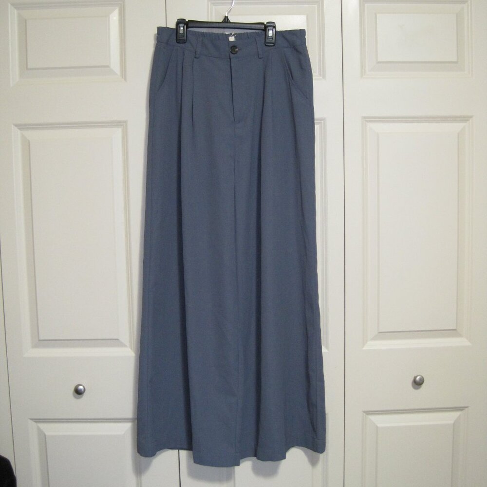Listicle dress pants size L